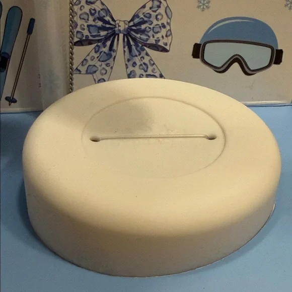 HYDRAPEAK “Ski Blue Bow" Limited Edition Hydrapeak 40oz Voyager Tumbler - Picture 9 of 10